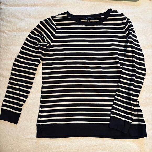 Lands End Womans Small 6-8 Nautical Navy and White Stripped Pullover Long Sleeve - Picture 1 of 8